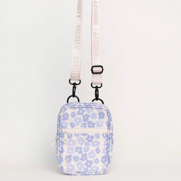 Brixley - Picture 1 of 11